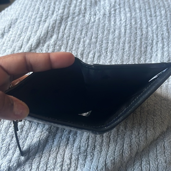 Kate Spade Wallet - Picture 4 of 5